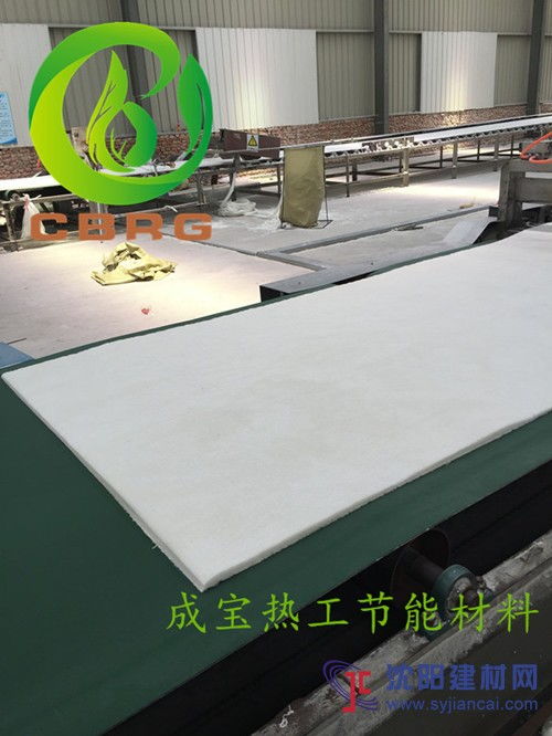 耐火保温材料 硅酸铝针刺毯耐火极限可达1400度